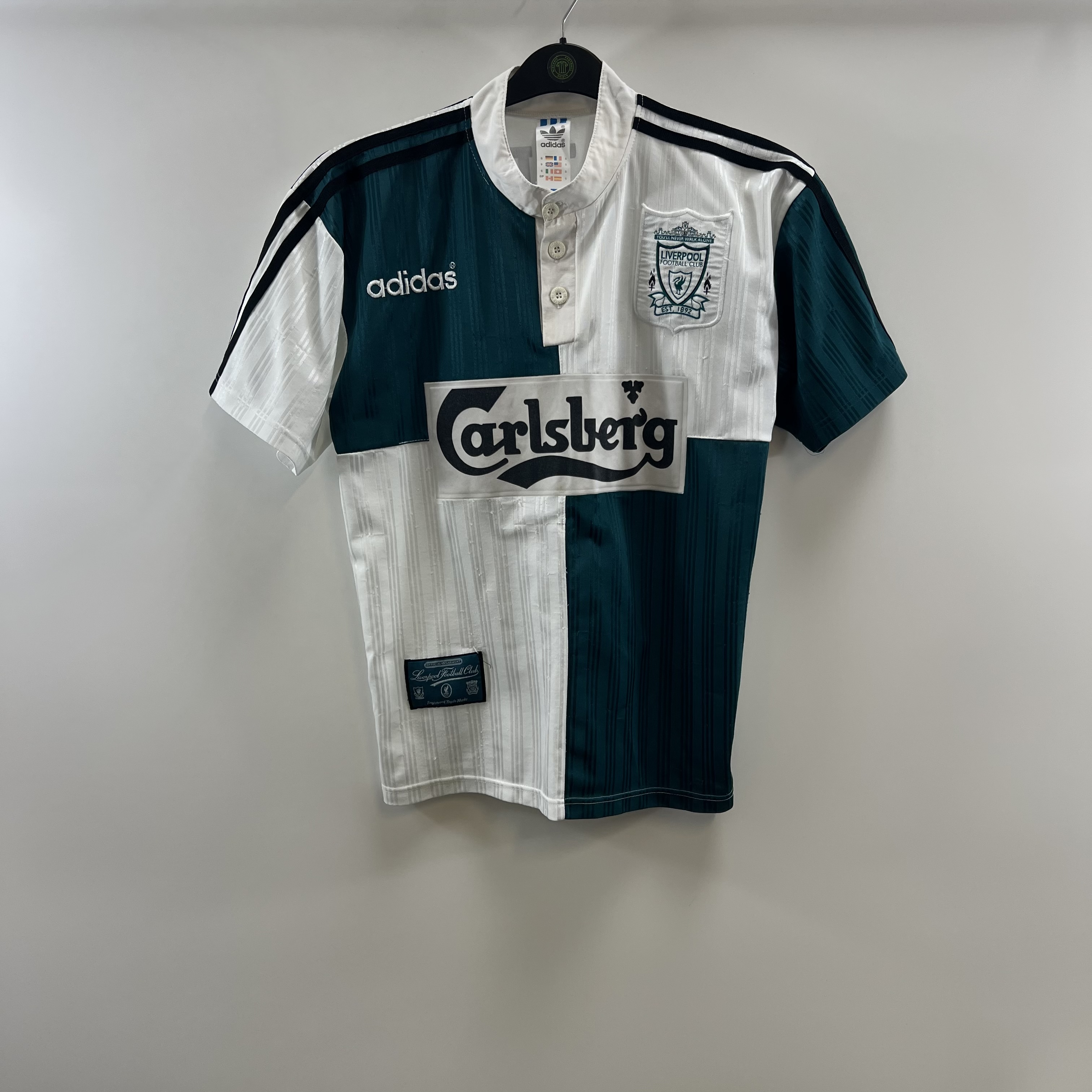 E2A99E76-9EC4-43D7-AE3C-3EF659F0EAD0